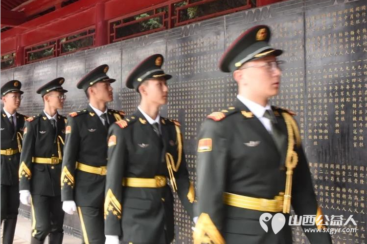 缅怀先烈·厚植情怀----忻州一中主北两校区开展清明节祭英烈活动两校区师生代表前往忻州市烈士陵园向革命先烈敬献花篮并向为国家和民族献出生命的英雄默哀致敬 - 第8张