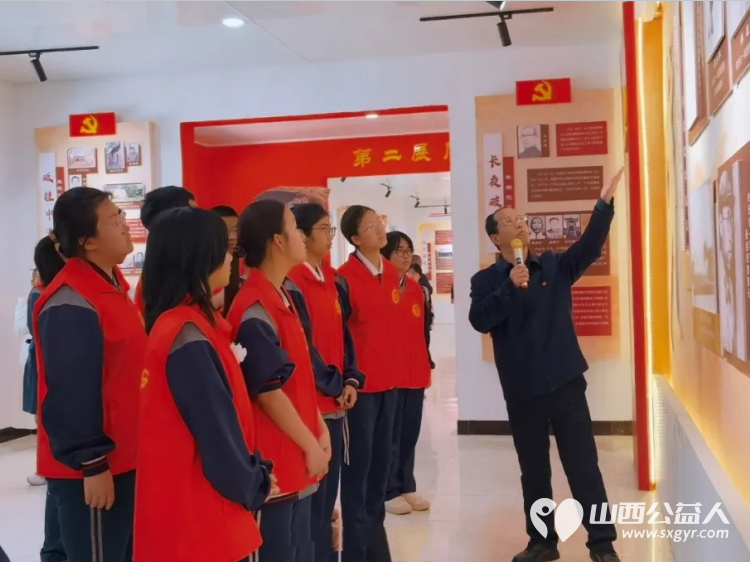 临汾市关工委、市护苗爱心志愿服务队、共青团襄汾县委、襄汾县青年志愿者协会联合组织志愿者走进襄汾县张再烈士陵园开展清明祭扫活动缅怀革命先烈传承革命精神 - 第18张 - 山西公益人 临汾市关工委、市护苗爱心志愿服务队、共青团襄汾县委、襄汾县青年志愿者协会联合组织志愿者走进襄汾县张再烈士陵园开展清明祭扫活动缅怀革命先烈传承革命精神 - 第18张