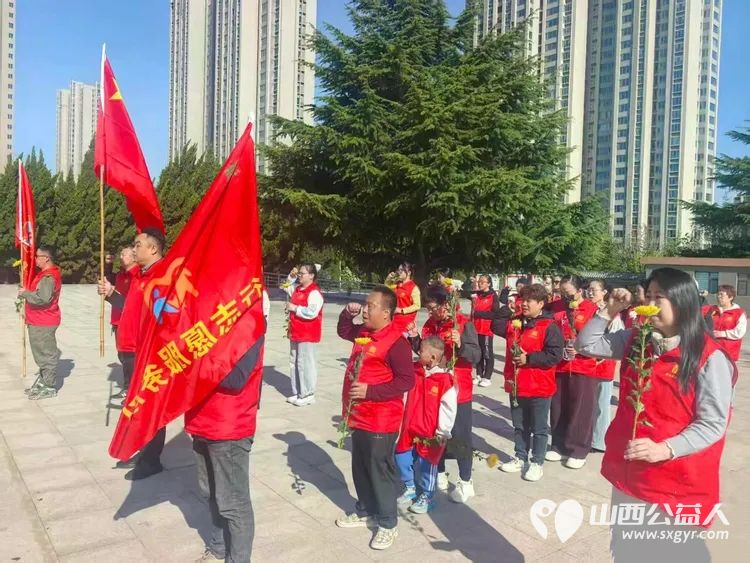 晋城市为老服务协会怀着感恩与敬仰之情齐聚晋城市烈士陵园缅怀为民族解放人民幸福献出生命的革命先烈让我们以为老服务为纽带传承红色精神践行志愿使命 - 第19张 - 山西公益人 晋城市为老服务协会怀着感恩与敬仰之情齐聚晋城市烈士陵园缅怀为民族解放人民幸福献出生命的革命先烈让我们以为老服务为纽带传承红色精神践行志愿使命 - 第19张