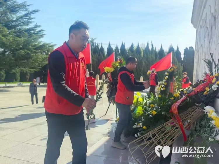 晋城市为老服务协会怀着感恩与敬仰之情齐聚晋城市烈士陵园缅怀为民族解放人民幸福献出生命的革命先烈让我们以为老服务为纽带传承红色精神践行志愿使命 - 第21张 - 山西公益人 晋城市为老服务协会怀着感恩与敬仰之情齐聚晋城市烈士陵园缅怀为民族解放人民幸福献出生命的革命先烈让我们以为老服务为纽带传承红色精神践行志愿使命 - 第21张