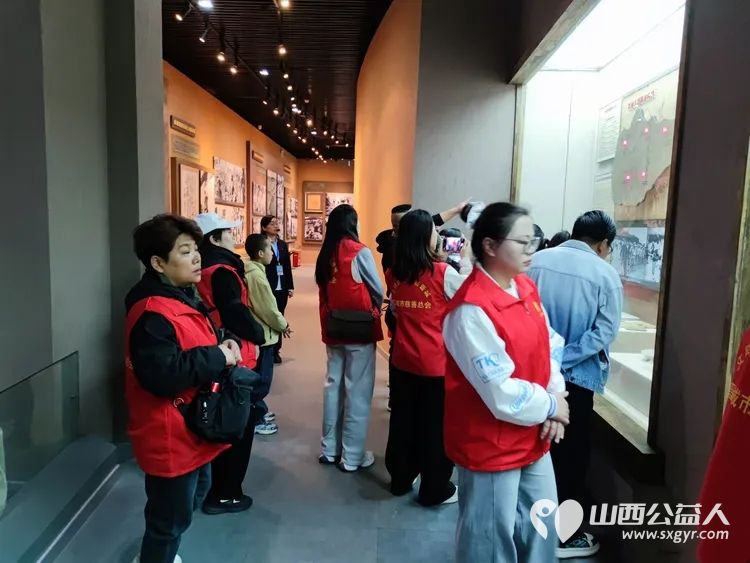 晋城市为老服务协会怀着感恩与敬仰之情齐聚晋城市烈士陵园缅怀为民族解放人民幸福献出生命的革命先烈让我们以为老服务为纽带传承红色精神践行志愿使命 - 第25张 - 山西公益人 晋城市为老服务协会怀着感恩与敬仰之情齐聚晋城市烈士陵园缅怀为民族解放人民幸福献出生命的革命先烈让我们以为老服务为纽带传承红色精神践行志愿使命 - 第25张