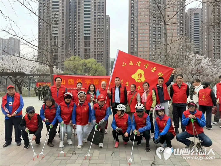 学雷锋践初心净环境助文明 山西省学雷锋志愿服务总队多方联动绘就龙城文明新画卷志愿者们在长风西街举行道路清洁志愿服务行动 - 第1张 - 山西公益人 学雷锋践初心净环境助文明 山西省学雷锋志愿服务总队多方联动绘就龙城文明新画卷志愿者们在长风西街举行道路清洁志愿服务行动 - 第1张