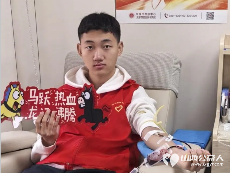 以青春之名赴雷锋之约----太原市小店区青年志愿者协会学雷锋月系列活动改善居民居住环境清理卫生死角宣传无偿献血图书馆开展文化志愿服务 - 第14张