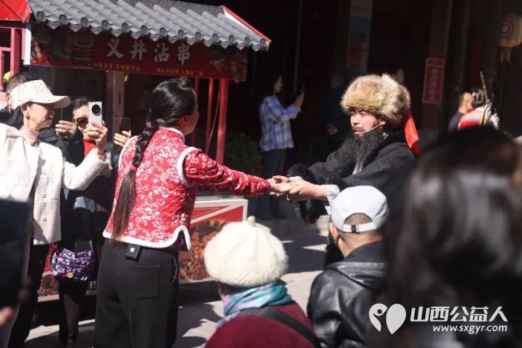 民建太原市综改区唐槐支部、小店区一支部联合小店区特教学校在清徐关帝城共同开展传统文化体验活动为特殊儿童搭建融入社会的桥梁 - 第6张