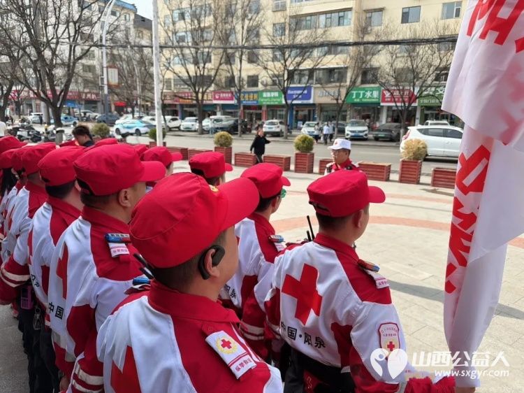 志愿红助力文明游 急救科普护航景区安全----阳泉市红十字纵擎救援队开展文明旅游暨急救知识宣讲活动 - 第4张