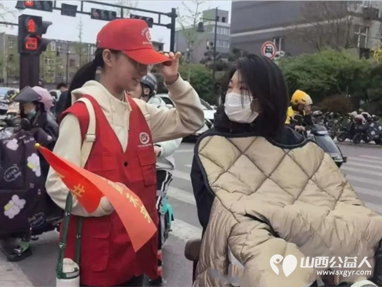 文明交通有温度志愿身影暖人心 临汾市文明交通志愿者协会志愿服务活动开展清明交通保障值守文明交通劝导志愿服务活动 - 第6张