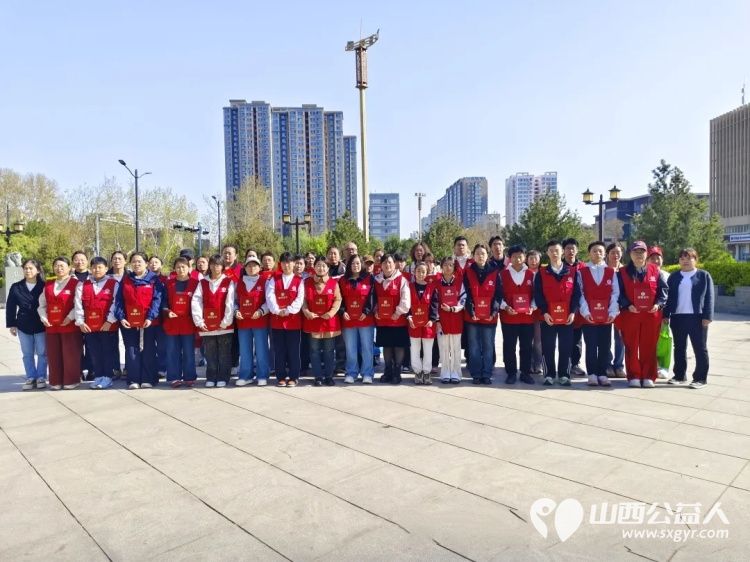 雷锋精神铭于心志愿服务践于行----临汾市文明交通志愿者协会召开三月雷锋月志愿服务表彰大会对在活动中表现突出的60名优秀雷锋志愿者予以表彰 - 第1张 - 山西公益人 雷锋精神铭于心志愿服务践于行----临汾市文明交通志愿者协会召开三月雷锋月志愿服务表彰大会对在活动中表现突出的60名优秀雷锋志愿者予以表彰 - 第1张