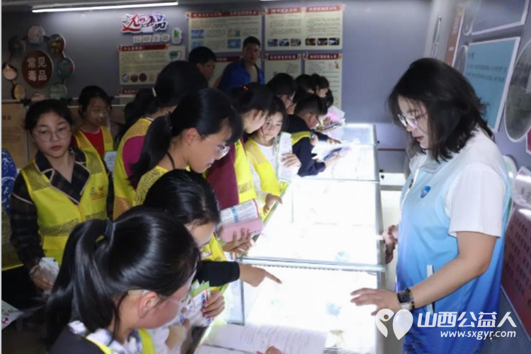 青春无毒守护成长----浑源县青年志愿者协会组织30余名青少年走进浑源县禁毒教育基地开展青少年禁毒自护教育主题活动 - 第14张