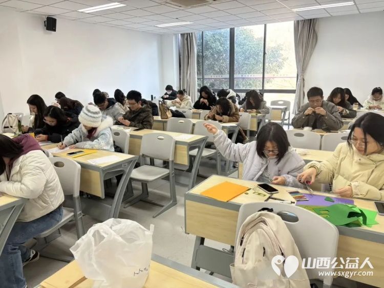 石楼县青年志愿者协会联动南京大学社会学院志愿者团队开展的“一信相连”学雷锋月书信交流活动让石楼县新世纪希望小学的孩子们收获了满满的温暖与感动 - 第2张