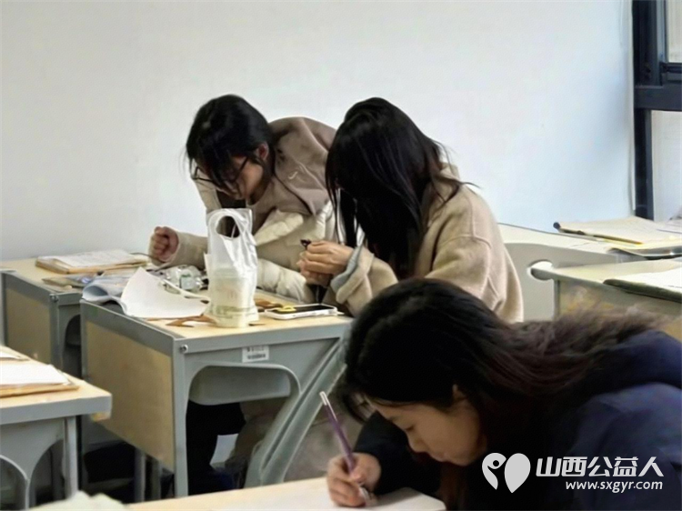 石楼县青年志愿者协会联动南京大学社会学院志愿者团队开展的“一信相连”学雷锋月书信交流活动让石楼县新世纪希望小学的孩子们收获了满满的温暖与感动 - 第4张