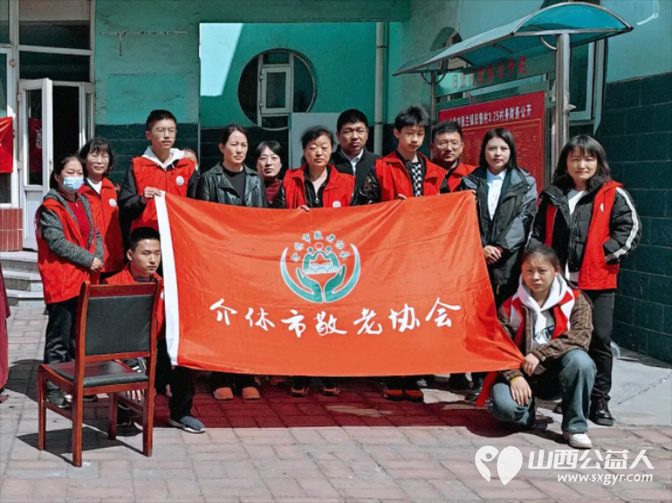 介休市敬老协会敬老爱老助老活动2026年4月4日走进张兰镇旧堡村为老人理发体检惠及我市老年人 - 第1张