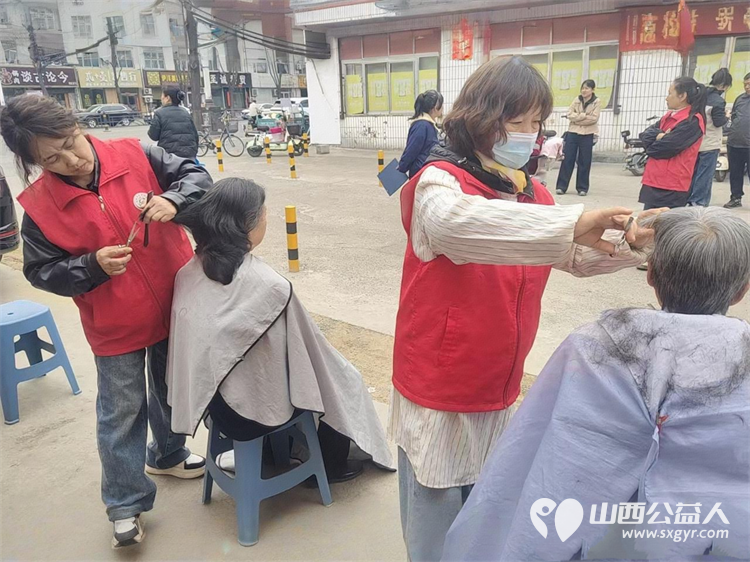 志愿服务进社区健康活动暖人心----介休市敬老协会2026年4月8日走进介休市西关街道绵山北街社区为社区所有老人爱心理发义诊 - 第11张