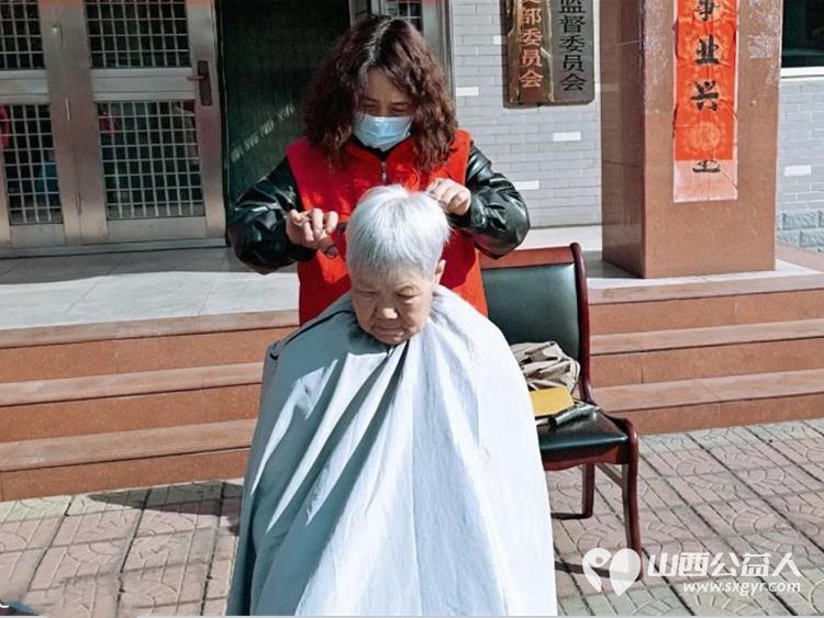 介休市敬老协会敬老爱老助老活动2026年4月11日走进张兰镇穆家堡村为老人们理发体检让每一位老人精神抖擞的迎接蓬勃春光 - 第8张 - 山西公益人 介休市敬老协会敬老爱老助老活动2026年4月11日走进张兰镇穆家堡村为老人们理发体检让每一位老人精神抖擞的迎接蓬勃春光 - 第8张