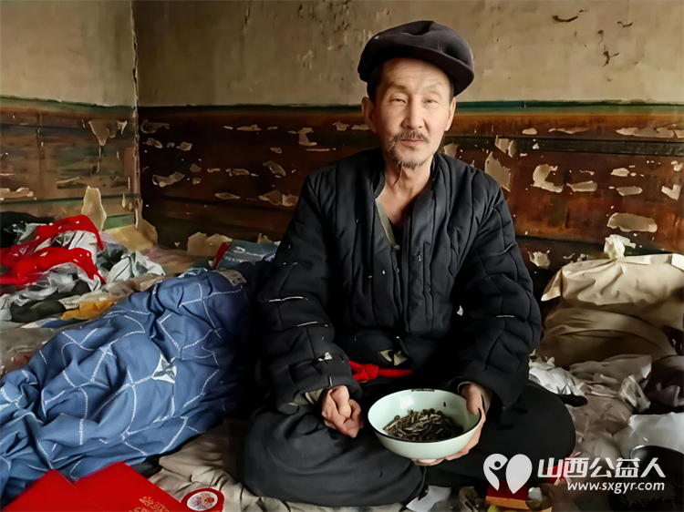 春雨中的暖流:忻州市爱心公益协会奔赴代县走访慰问代县三户困难家庭志愿者们精心筹备了各类爱心生活物资用片刻的陪伴为老人带去温暖与慰藉 - 第4张 - 山西公益人 春雨中的暖流:忻州市爱心公益协会奔赴代县走访慰问代县三户困难家庭志愿者们精心筹备了各类爱心生活物资用片刻的陪伴为老人带去温暖与慰藉 - 第4张
