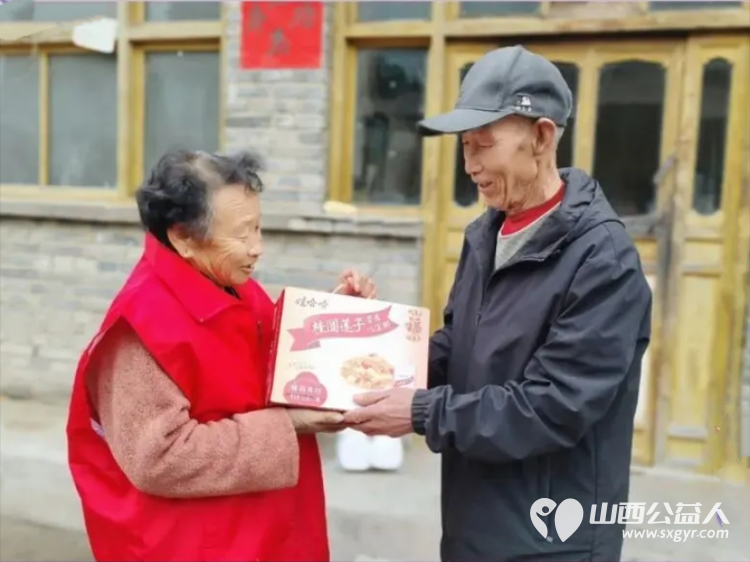 春雨中的暖流:忻州市爱心公益协会奔赴代县走访慰问代县三户困难家庭志愿者们精心筹备了各类爱心生活物资用片刻的陪伴为老人带去温暖与慰藉 - 第14张 - 山西公益人 春雨中的暖流:忻州市爱心公益协会奔赴代县走访慰问代县三户困难家庭志愿者们精心筹备了各类爱心生活物资用片刻的陪伴为老人带去温暖与慰藉 - 第14张