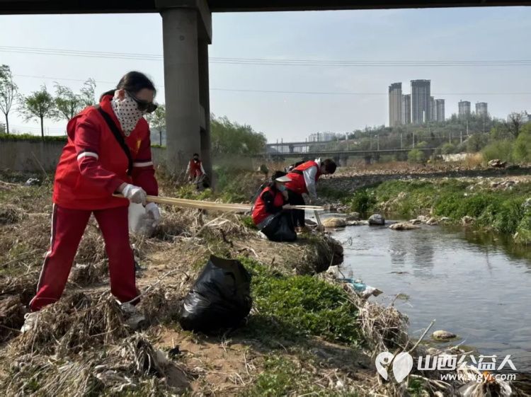 保护母亲河阳泉义工在行动 2026年4月12日阳泉市义工联合会21名义工和民间巡河员为爱集结保护母亲河巡河净滩活动在白羊墅湿地公园开展 - 第16张