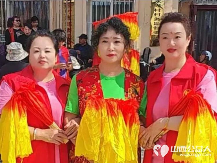 春风送暖入乡野公益温情润民心 五台公益之家的志愿者们奔赴东冶镇永兴村用载歌载舞的文艺盛宴用贴心入微的免费理发服务为这片乡土注入了别样的温情 - 第8张