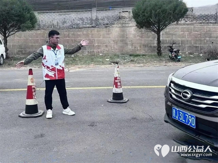 春染武当承古韵 坚守护航暖人心——吕梁市中志协救援队圆满完成北武当山“三月三”传统盛会应急保障任务用温情服务温暖每一位游人的旅途 - 第6张