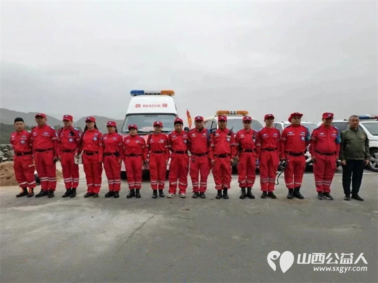 春染武当承古韵 坚守护航暖人心——吕梁市中志协救援队圆满完成北武当山“三月三”传统盛会应急保障任务用温情服务温暖每一位游人的旅途 - 第1张