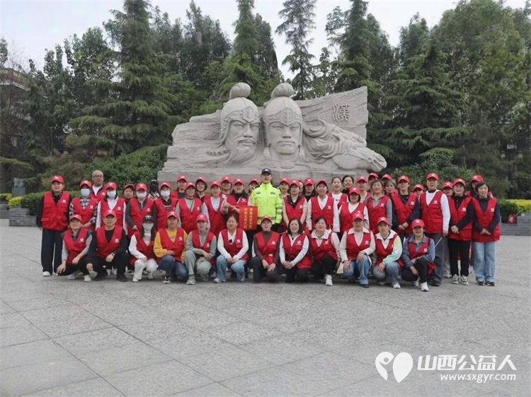 临汾街头红马甲天天见文明劝导不间断助力创城不停歇----临汾市文明交通志愿者协会第二轮文明交通劝导活动正式开展连续坚守五天累计服务人次达到835人次 - 第1张