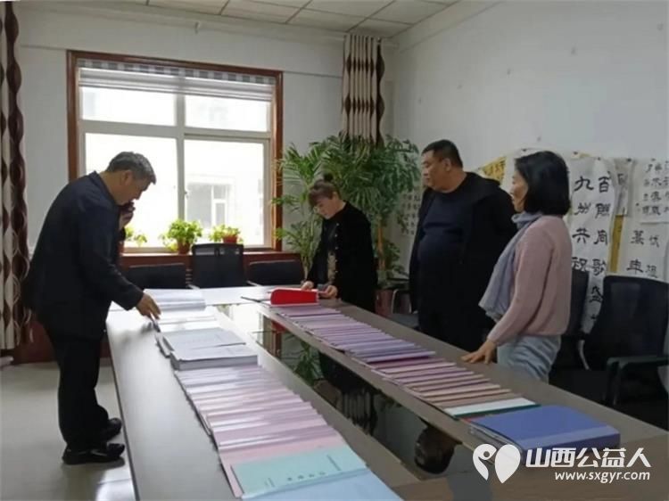 临汾市崇德银行志愿者协会莅临长治正能量公益协会开展交流学习活动未来继续秉持奉献友爱互助进步的志愿精神携手并肩以更务实的行动服务社会传递温暖 - 第3张