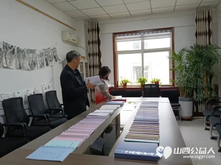 临汾市崇德银行志愿者协会莅临长治正能量公益协会开展交流学习活动未来继续秉持奉献友爱互助进步的志愿精神携手并肩以更务实的行动服务社会传递温暖 - 第8张