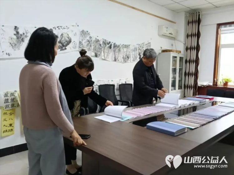 临汾市崇德银行志愿者协会莅临长治正能量公益协会开展交流学习活动未来继续秉持奉献友爱互助进步的志愿精神携手并肩以更务实的行动服务社会传递温暖 - 第4张