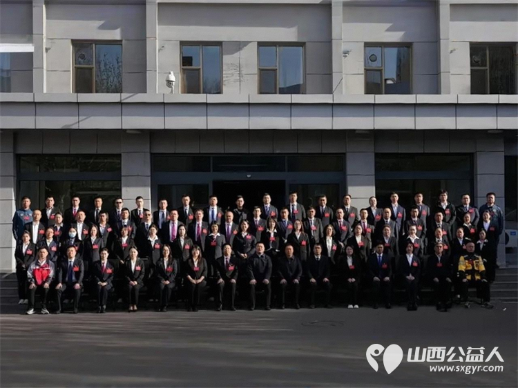 主动作为凝聚力量 吕梁市蓝天救援队积极组织队员参与离石区志愿服务联合会筹建及成立助力离石区志愿服务事业高质量发展 - 第4张