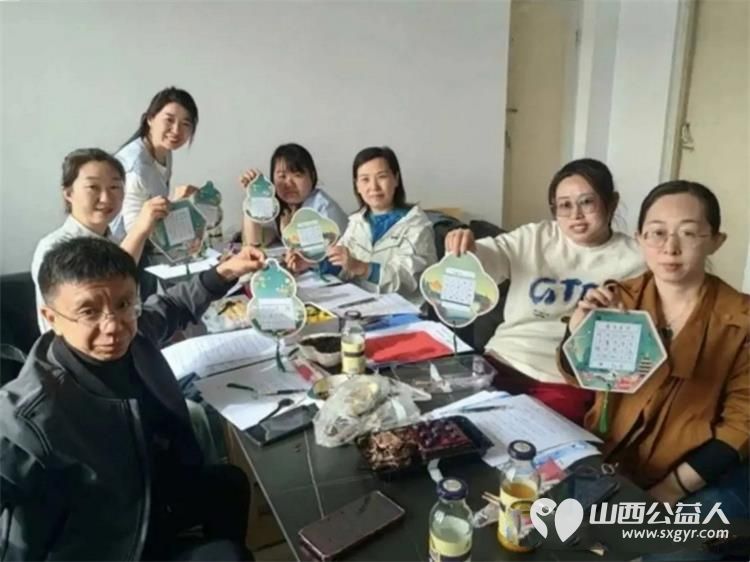 书香润巾帼阅读绽芳华----吕梁市离石区青年志愿者协会妇联举办读书会阅读带来的暖意与力量会一直留在姐妹们的心里伴着她们在公益与志愿的路上 - 第1张