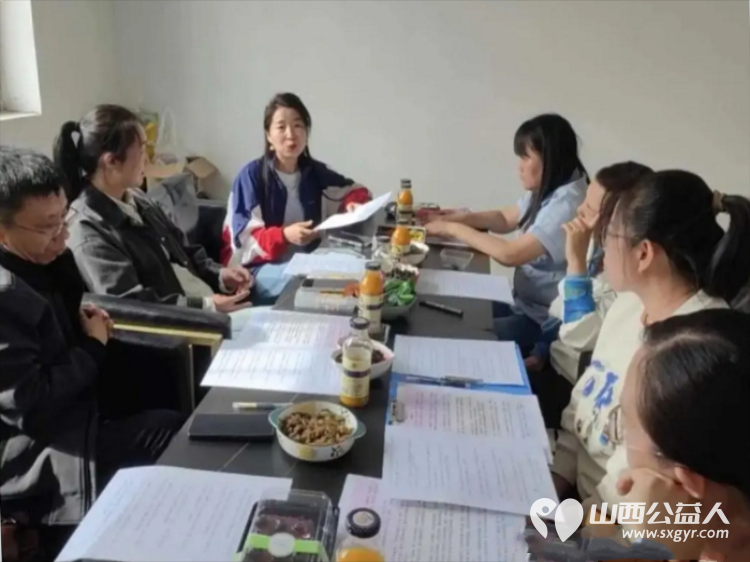 书香润巾帼阅读绽芳华----吕梁市离石区青年志愿者协会妇联举办读书会阅读带来的暖意与力量会一直留在姐妹们的心里伴着她们在公益与志愿的路上 - 第3张