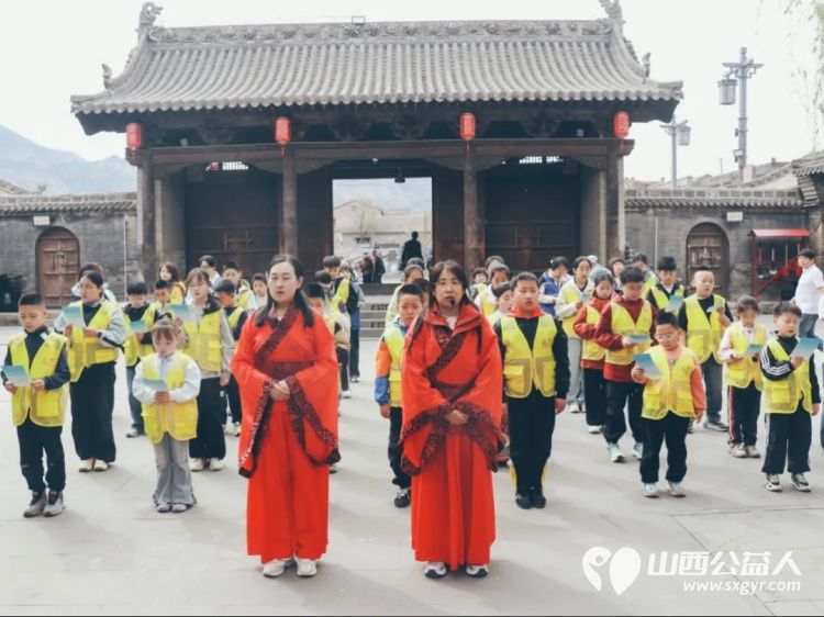 文庙寻经典国学育新人----浑源县青年志愿者协会联合浑源县培根国学棋院开展青少年国学文化研学实践活动通过活动更加了解家乡的历史文化感受到国学的深厚魅力 - 第9张
