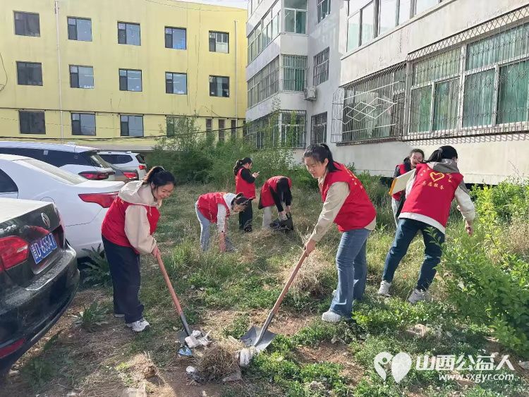 党建引领办实事环境整治惠民生 武乡县太东社区联合武乡县住建局组织单位干部社区志愿者深入金地小区开展环境卫生整治行动小区居住环境得到极大改善 - 第15张