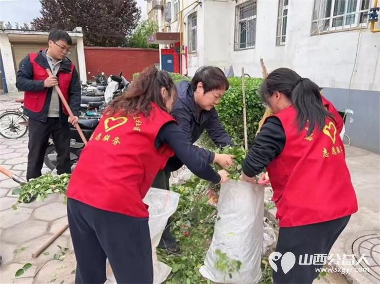 党建引领办实事环境整治惠民生 武乡县太东社区联合武乡县住建局组织单位干部社区志愿者深入金地小区开展环境卫生整治行动小区居住环境得到极大改善 - 第14张