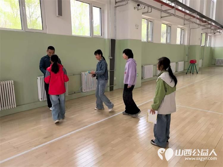 太原市龙城义工世界读书日主题活动在五台山石咀小学举办校园文化集市为孩子们捐赠图书 - 第3张