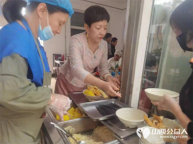 雨花斋二部4月27日那顿餐 长治市小雨点公益志愿者协会副会长王新丽的义工日记 “回家吃饭吧，我们都在” - 第7张