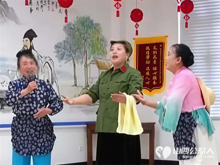 四月芳菲暖温情润人心----忻州市盛世艺术团走进忻州老年公寓慰问演出为给长辈们带来一段温馨欢乐的时光 - 第10张