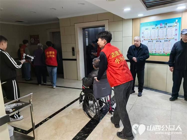 汇聚太钢志愿情暖心相伴敬老行 太原市志愿者小分队太钢志愿者在享堂老年公寓为百岁老人过了个超暖心的生日正是因为每个人的用心才让这个生日变得如此难忘 - 第25张