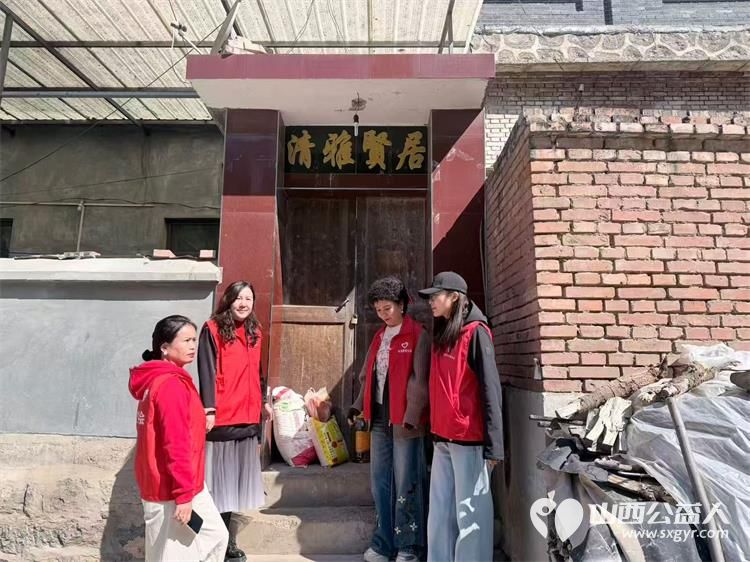 爱暖夕阳情系阳高----长治市圆梦公益协会的志愿者们奔赴山野深处平顺县阳高乡珩堂村温暖乡村里因病致贫步履艰难的独居老人 - 第13张
