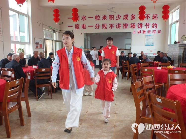 寿阳县卡卡公益协会携手寿阳县众享商贸有限公司及爱心人士闫美玲女士全家传递温暖共建和谐美好家园活动走进上湖常村敬老院开展爱心物资帮扶慰问活动 - 第6张 - 山西公益人 寿阳县卡卡公益协会携手寿阳县众享商贸有限公司及爱心人士闫美玲女士全家传递温暖共建和谐美好家园活动走进上湖常村敬老院开展爱心物资帮扶慰问活动 - 第6张