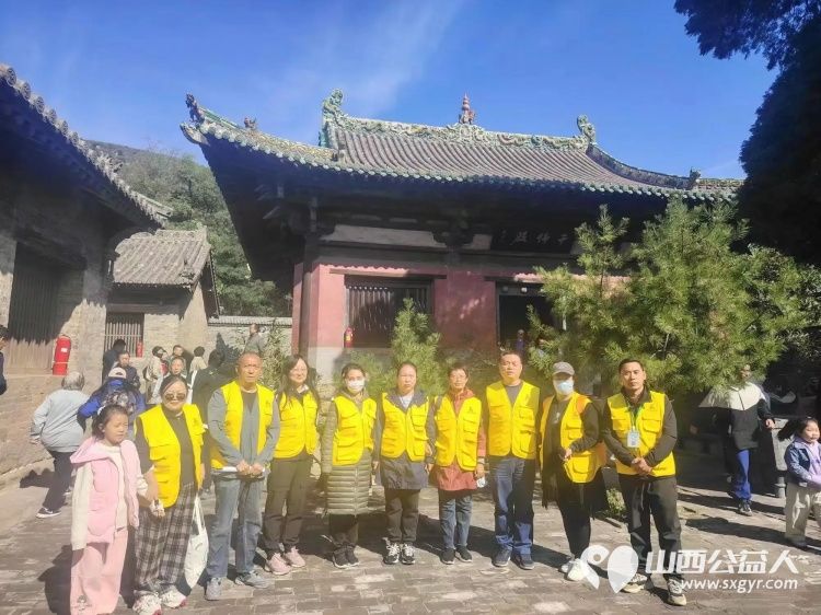 长治市文物保护服务中心志愿者分别深入长治市六处具有代表性的全国重点文物保护单位五一公益讲解志愿服务活动取得了良好的社会反响 - 第11张