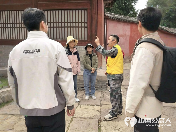 长治市文物保护服务中心志愿者分别深入长治市六处具有代表性的全国重点文物保护单位五一公益讲解志愿服务活动取得了良好的社会反响 - 第20张