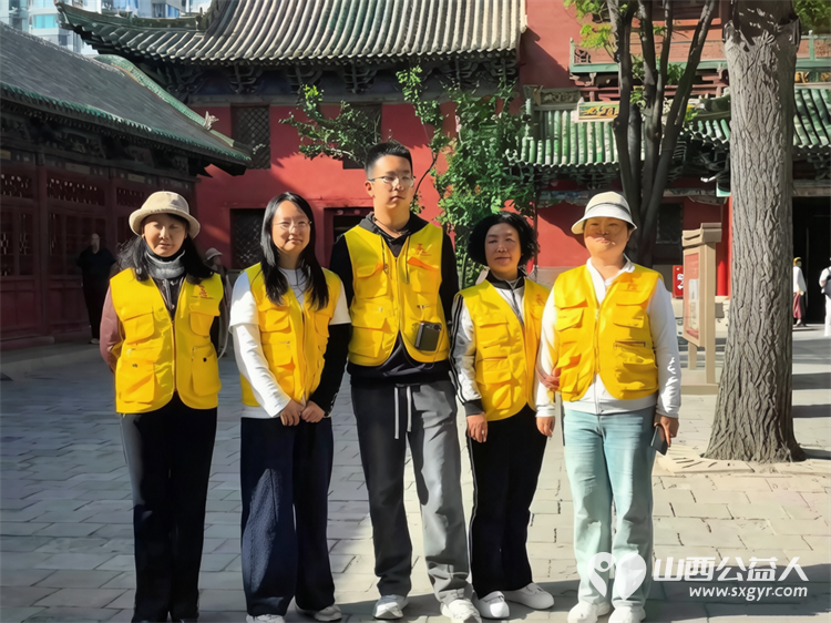 长治市文物保护服务中心志愿者分别深入长治市六处具有代表性的全国重点文物保护单位五一公益讲解志愿服务活动取得了良好的社会反响 - 第8张