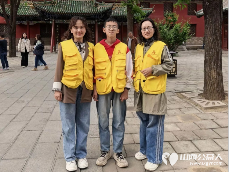 长治市文物保护服务中心志愿者分别深入长治市六处具有代表性的全国重点文物保护单位五一公益讲解志愿服务活动取得了良好的社会反响 - 第6张