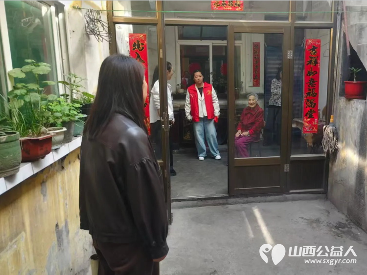 志愿服务进社区健康活动暖人心----2026年5月7日介休市敬老协会走进介休市东南街道南大街社区为所有老人爱心理发义诊 - 第15张