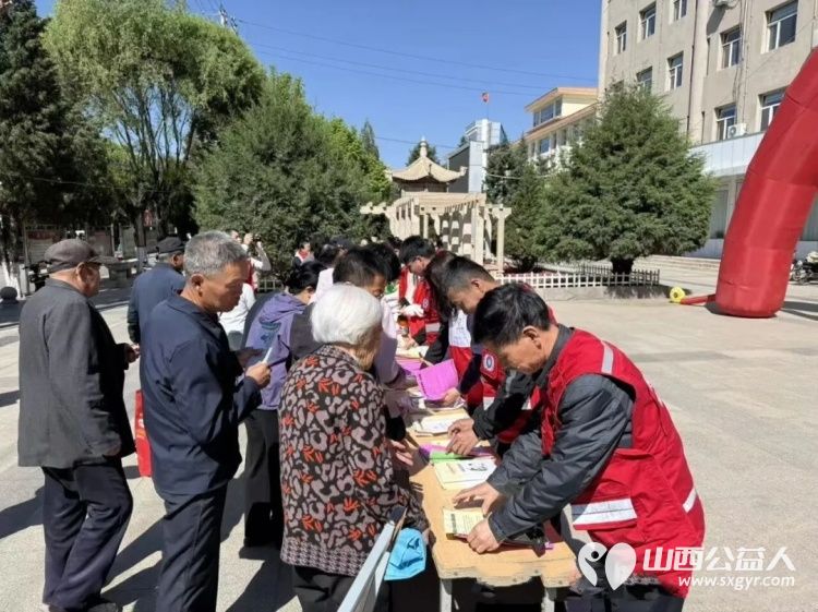 守望人道协力前行----繁峙县应急救援协会助力2026年世界红十字日希望大家加入红十字志愿队伍参与公益服务了解红十字文化传播人道理念让互助互爱成为社会新风尚 - 第9张
