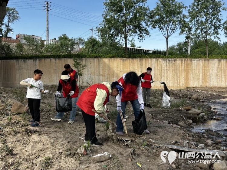 保护母亲河阳泉义工在行动----阳泉市义工联合会2026年5月10日第43期保护母亲河巡河净滩活动在白羊墅湿地公园开展 - 第5张