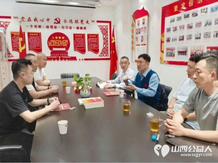 太原市关爱退役军人协会与太原市西安商会携手共建共同谱写双拥新篇章商会积极搭建平台为退役军人提供就业创业机会让退役军人感受到社会的温暖和关怀 - 第2张 - 山西公益人 太原市关爱退役军人协会与太原市西安商会携手共建共同谱写双拥新篇章商会积极搭建平台为退役军人提供就业创业机会让退役军人感受到社会的温暖和关怀 - 第2张