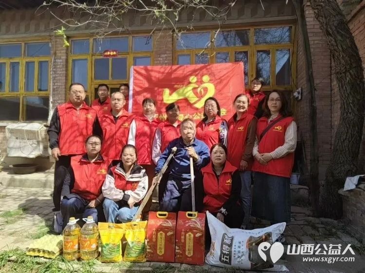关爱孤残老人传递人间温情----忻州市爱心公益协会走进乡村慰问独居老人以实打实的暖心行动送去关怀与慰藉用微光善意守护老人安稳祥和的暮年时光 - 第1张 - 山西公益人 关爱孤残老人传递人间温情----忻州市爱心公益协会走进乡村慰问独居老人以实打实的暖心行动送去关怀与慰藉用微光善意守护老人安稳祥和的暮年时光 - 第1张