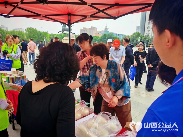 每一份微光都值得被看见----朔州市残疾人联合会主办全国助残日暖心活动朔州市慧灵尚德乐心智障碍康复中心组织20名学员参与本次活动 - 第8张