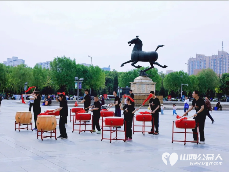 每一份微光都值得被看见----朔州市残疾人联合会主办全国助残日暖心活动朔州市慧灵尚德乐心智障碍康复中心组织20名学员参与本次活动 - 第2张